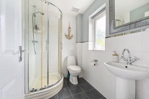 En-Suite- click for photo gallery
